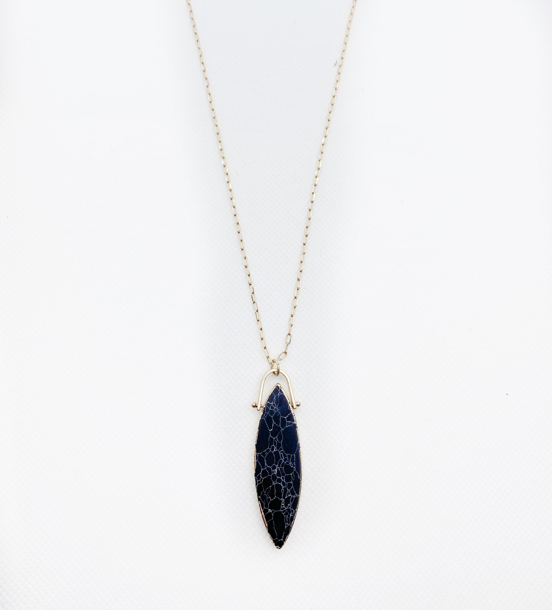 Floating Black Stone Pendant Necklace