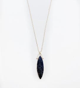 Floating Black Stone Pendant Necklace