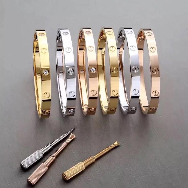 Designer Dup Cuff