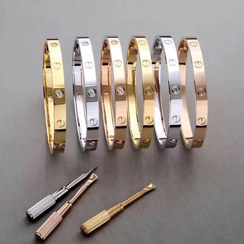 Designer Dup Cuff