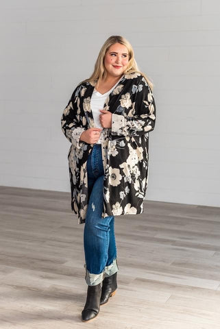 Total Heartbreaker Floral Cardigan