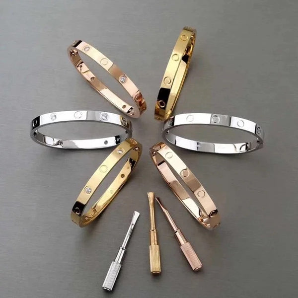 Designer Dup Cuff