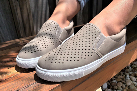 TRAVELER-5 TAUPE
